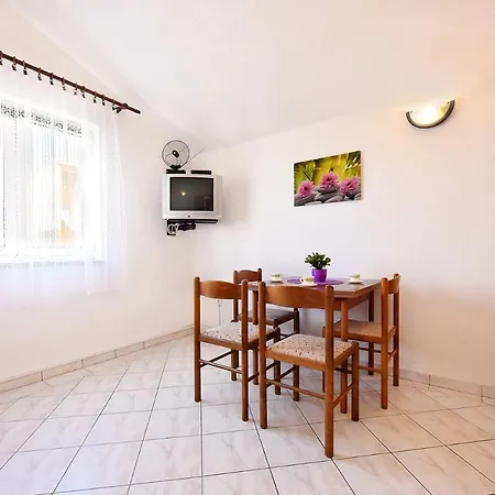 With A Parking Space - 11835 Appartamento Vodice