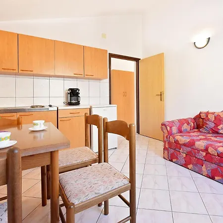 Apartamento With A Parking Space - 11835 Vodice