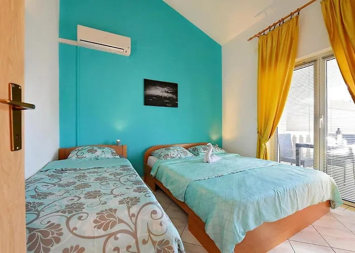 Apartment With A Parking Space - 11835