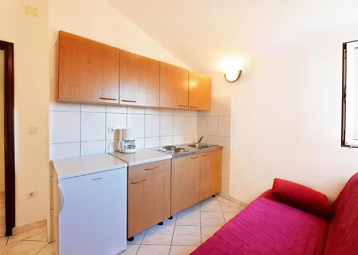 With A Parking Space - 11835 * 보디체