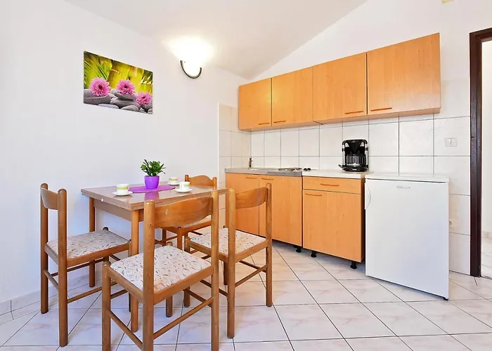 Appartement With A Parking Space - 11835 *